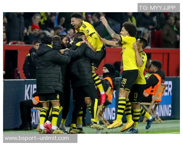 德甲精彩对决多特蒙德逆袭热刺全场沸腾的瞬间回顾